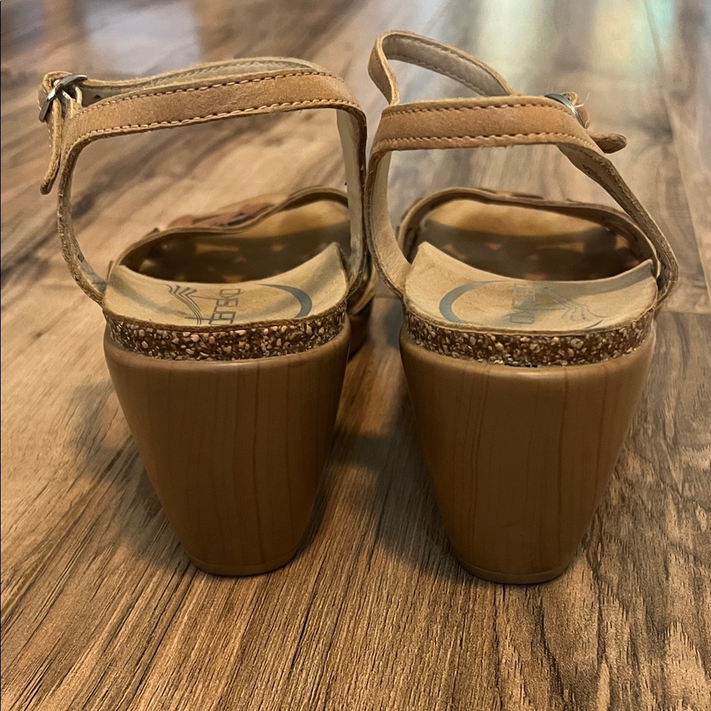 Dansko leather Coquette floral cutout sandals (WS 1) - Picture 3 of 7